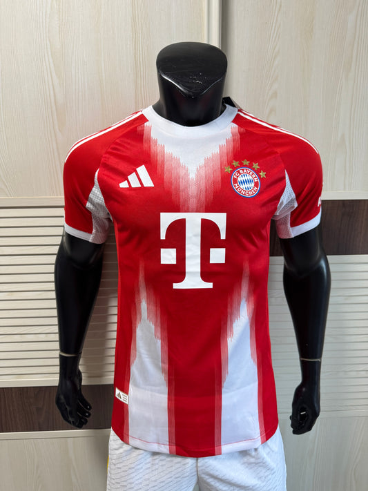 25-26 Bayern Home Version Player