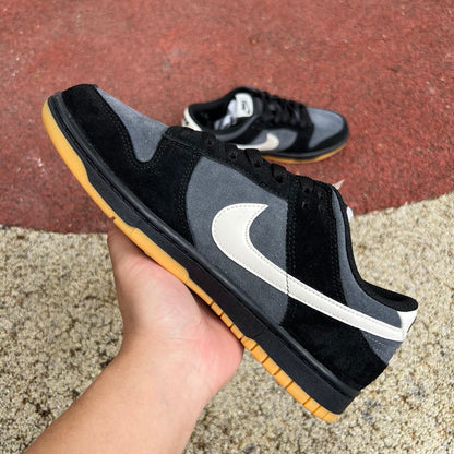 Nike Dunk LOW Gamusado Gris Negro
