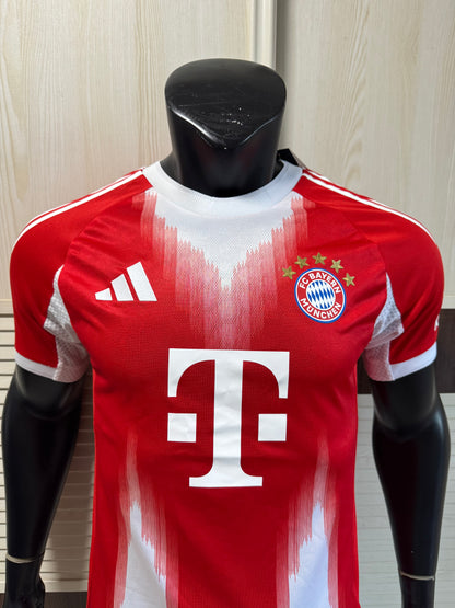 25-26 Bayern Home Version Player