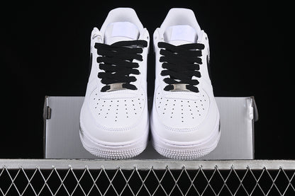 AIR FORCE 1 07 LOW WHITE/BLACK