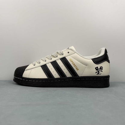 SUPERSTAR x LV